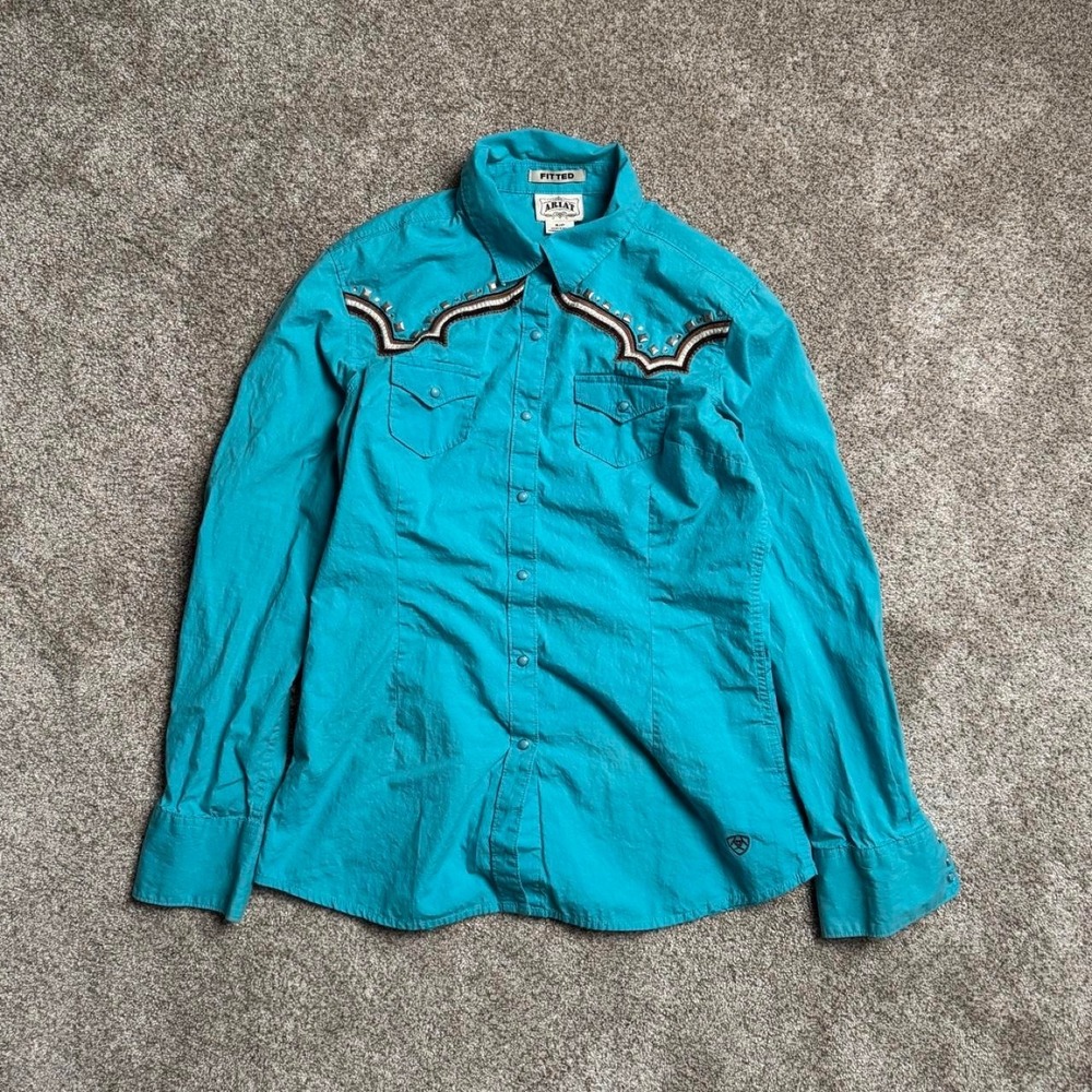 BLUE ARIAT FITTED SNAP BUTTON WESTERN SHIRT